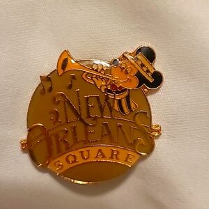 Disney 30th Anniversary Lapel Pin
